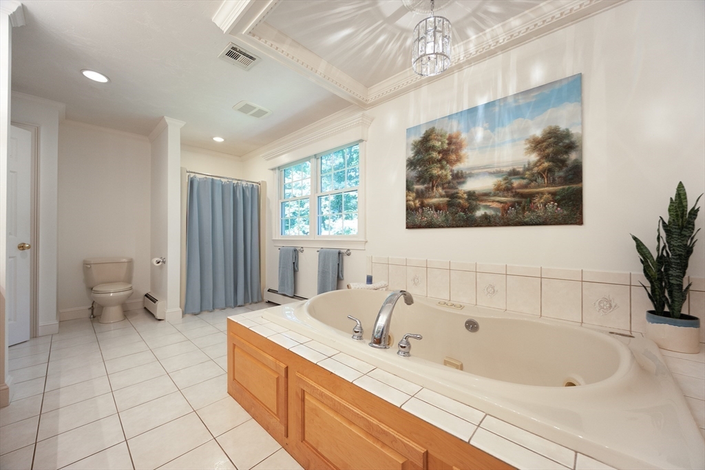 25 Steeplechase Ln