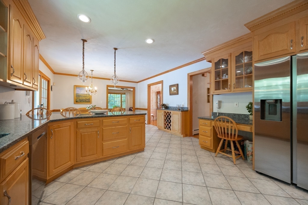 25 Steeplechase Ln