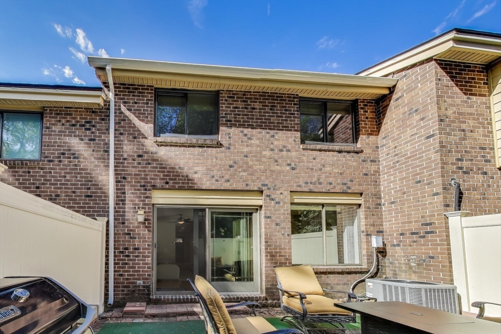 14 Cherrywood Dr # 14