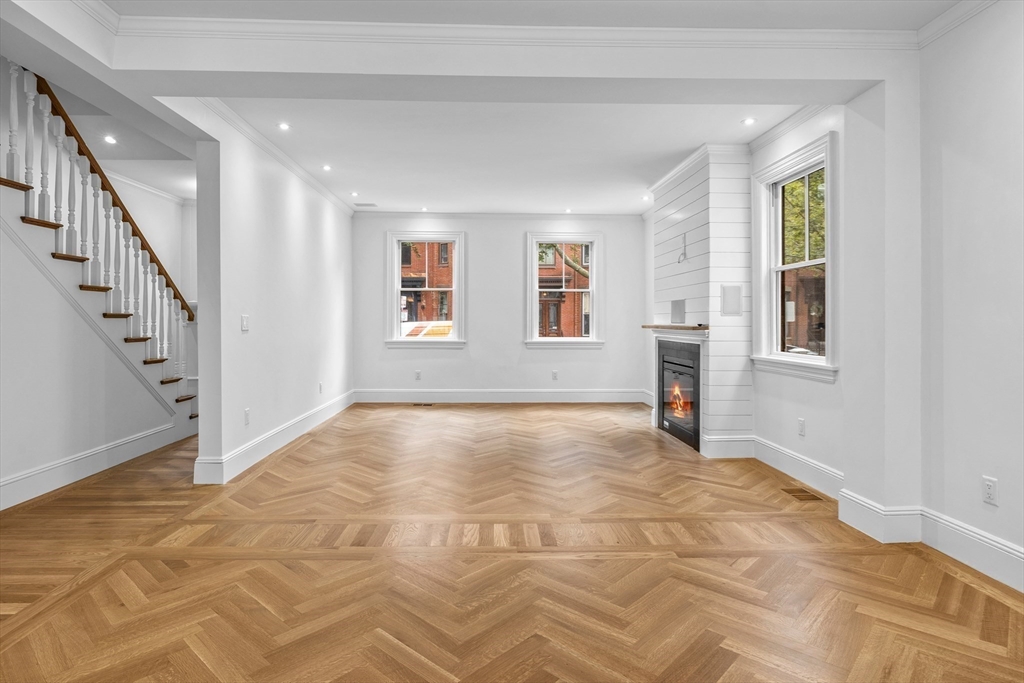 326 K St