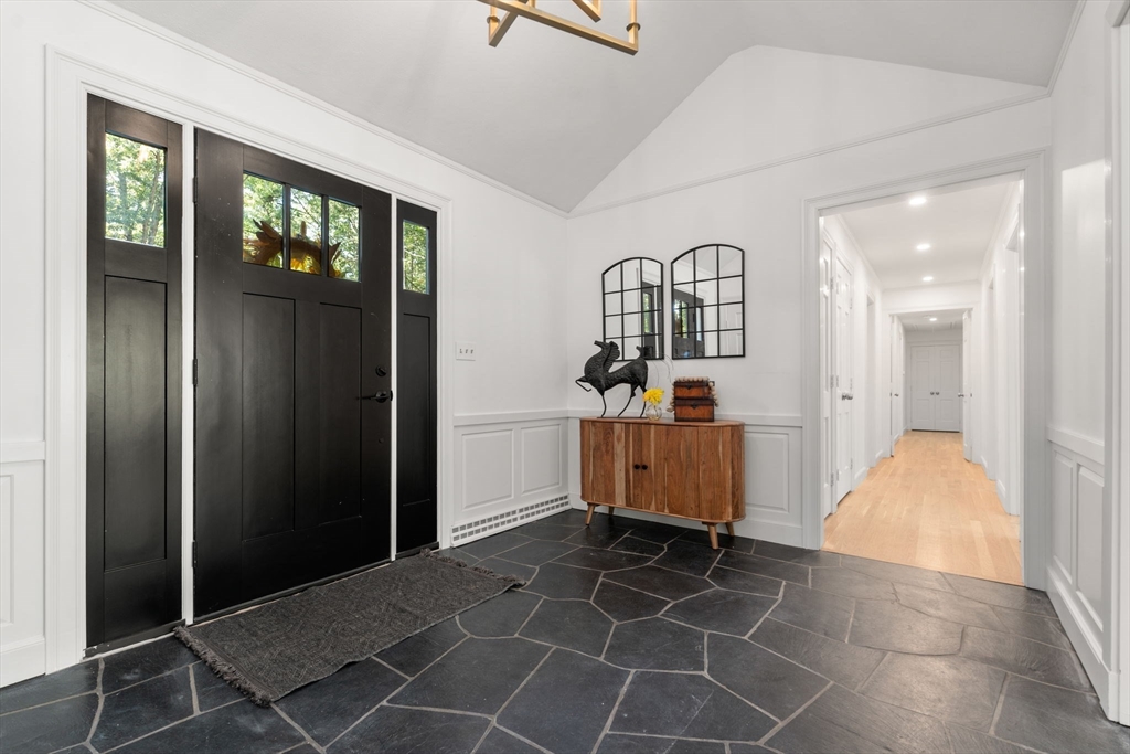 216 Clapboardtree St