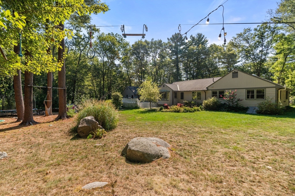 216 Clapboardtree St