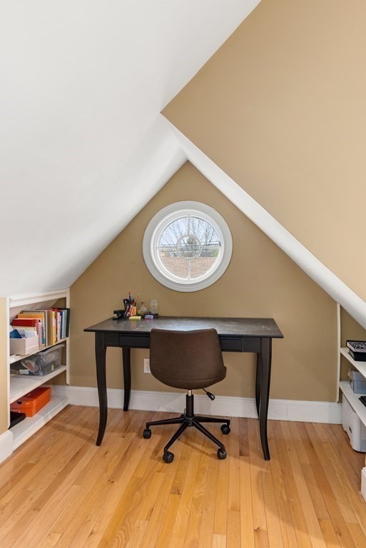 80 Roslindale Ave # 3