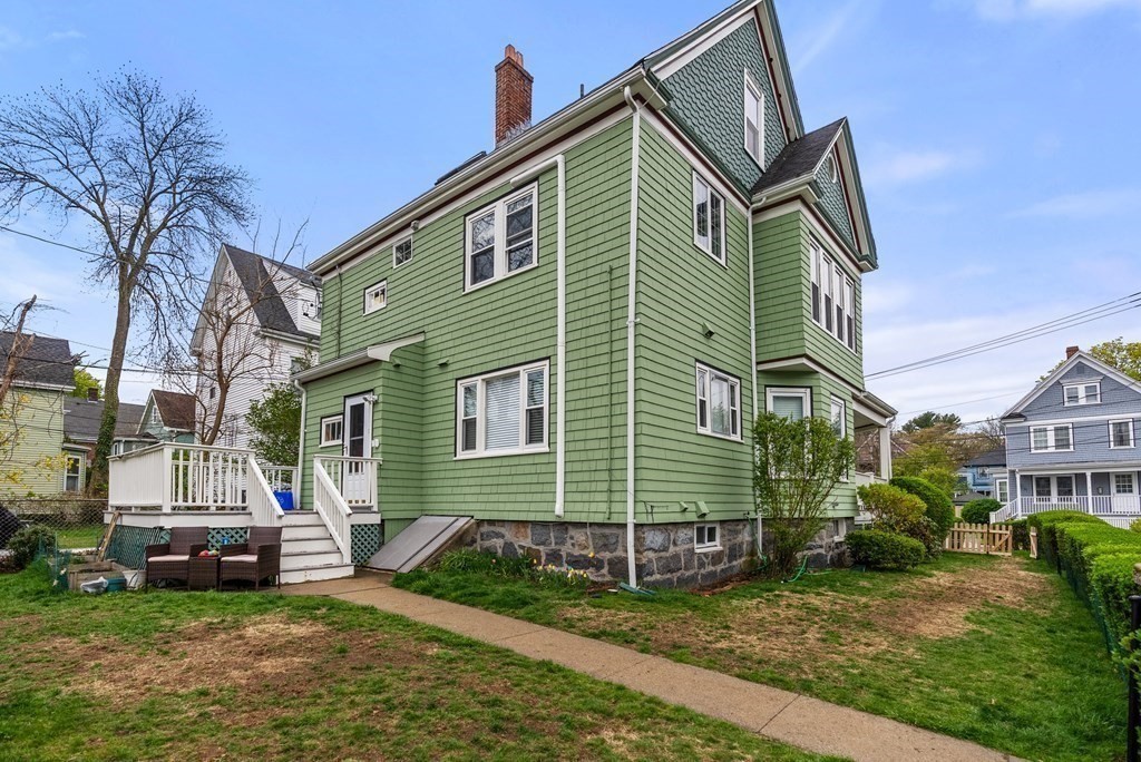 80 Roslindale Ave # 3