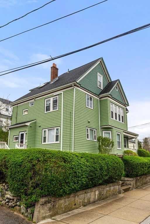 80 Roslindale Ave # 3
