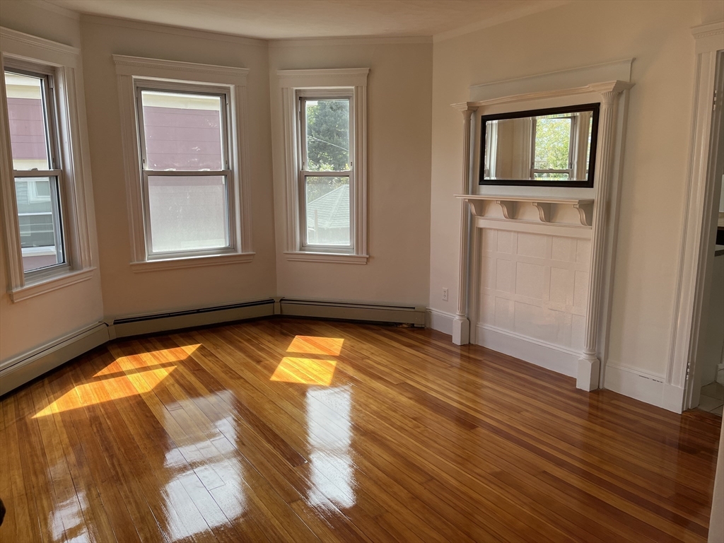 25 Bradwood St # 2