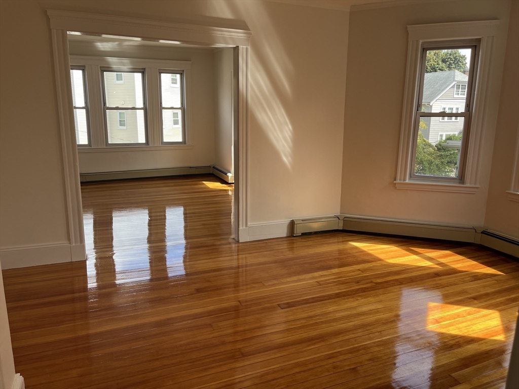25 Bradwood St # 2