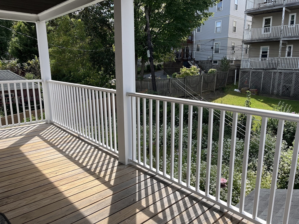 25 Bradwood St # 2