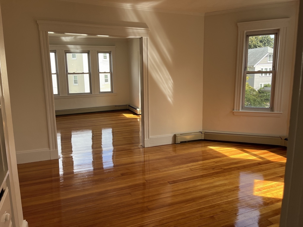 25 Bradwood St # 2