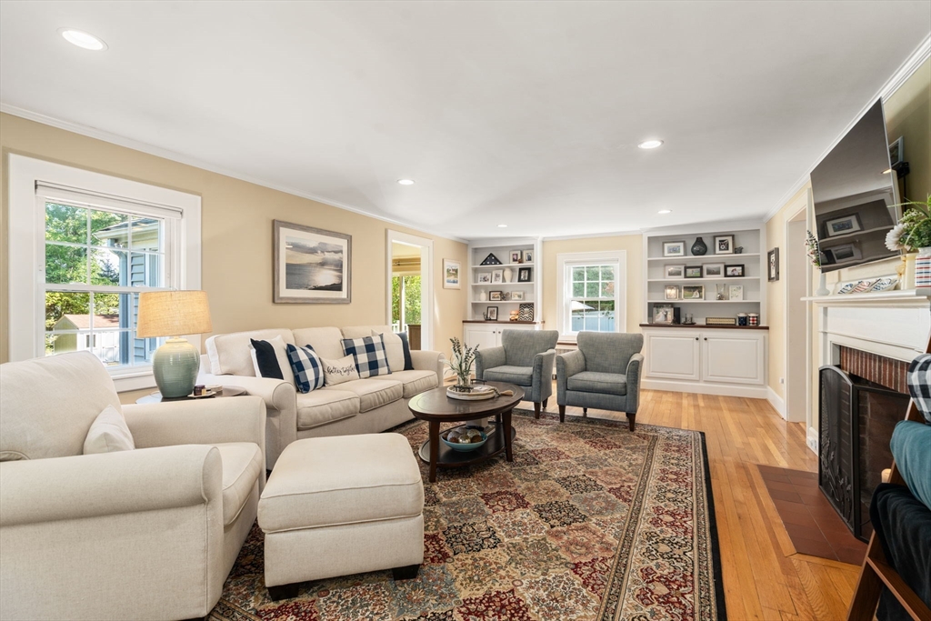 38 Park Ln