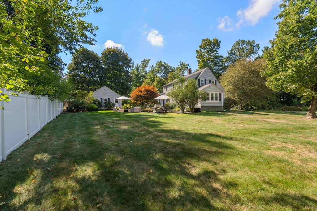38 Park Ln