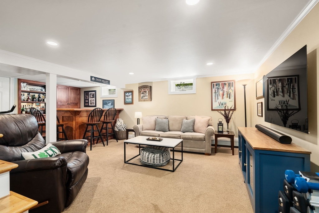 38 Park Ln