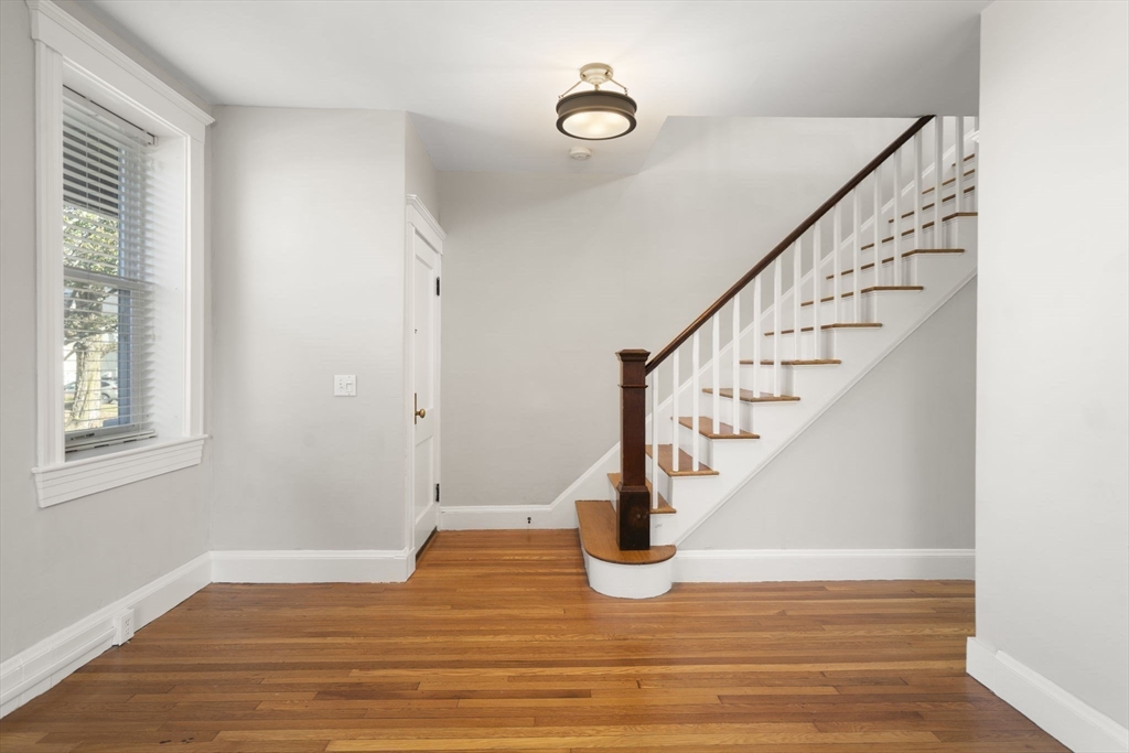60 Florence Ave # A