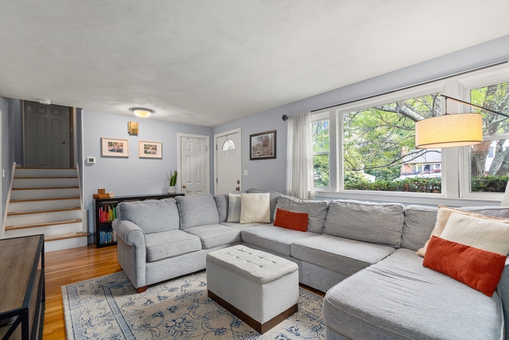 24 Pond Farm Rd