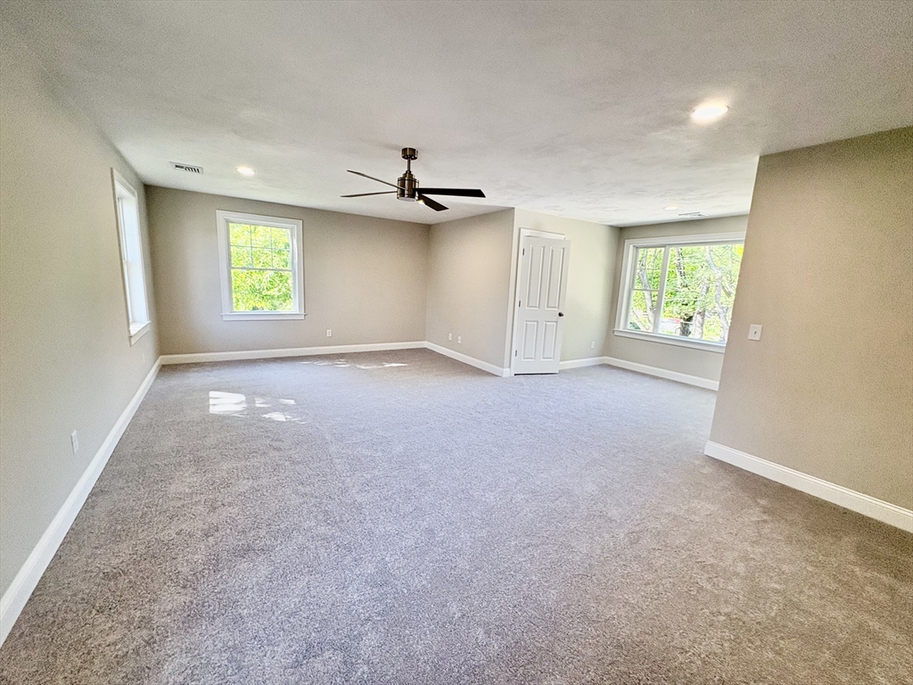 22 Holly Road