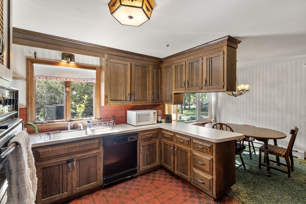 20 Lakeshore Drive