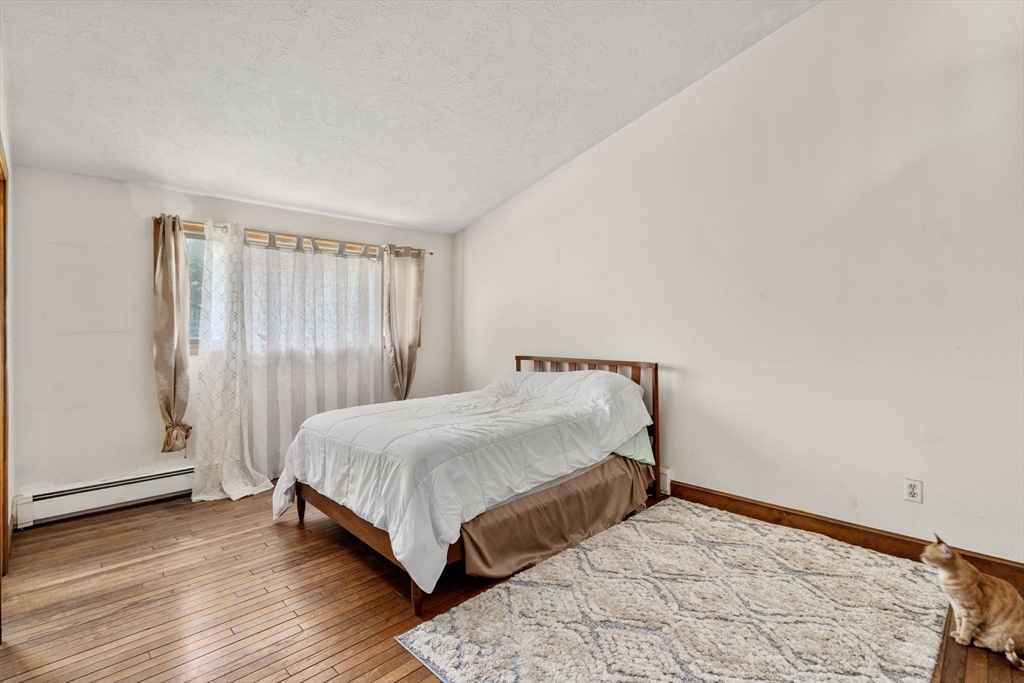 20 Lakeshore Drive