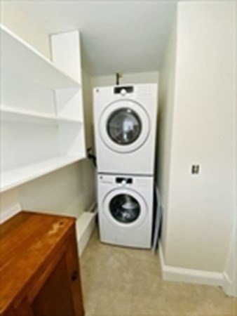 36 Saint Jospeh Ave # 2