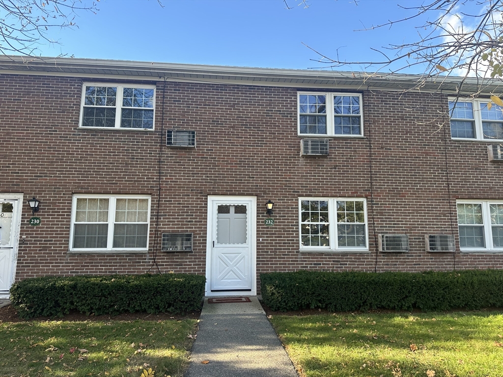 232 Rock St # 232