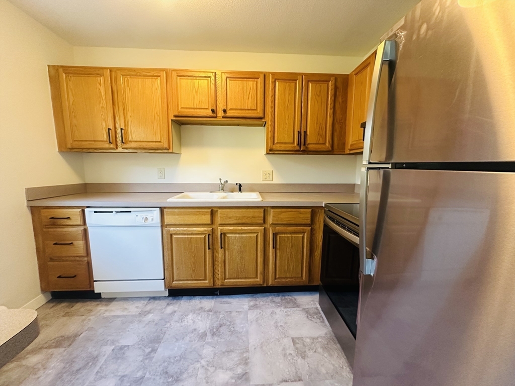 232 Rock St # 232
