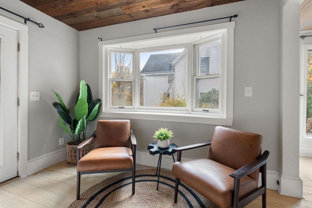 15 King Ave