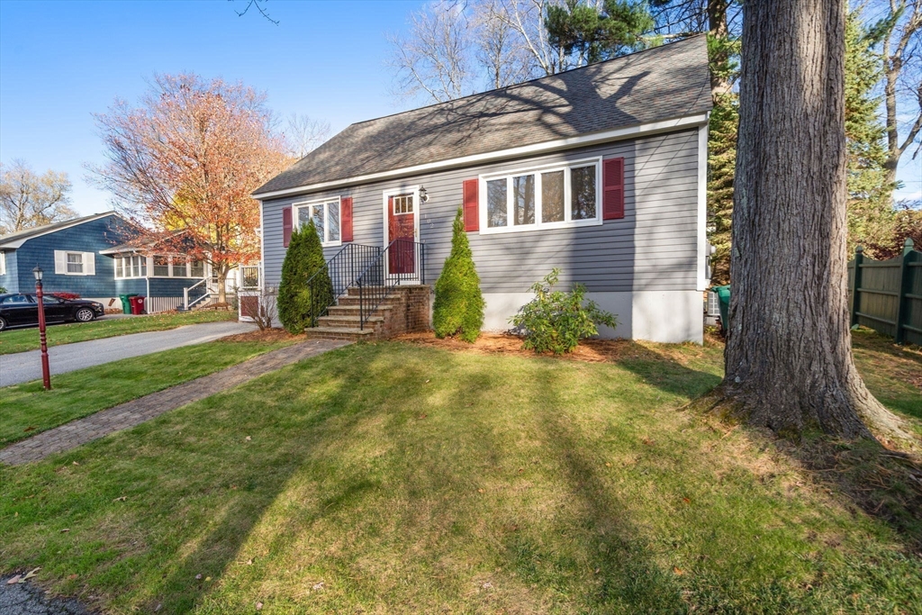 102 Montgomery Ave