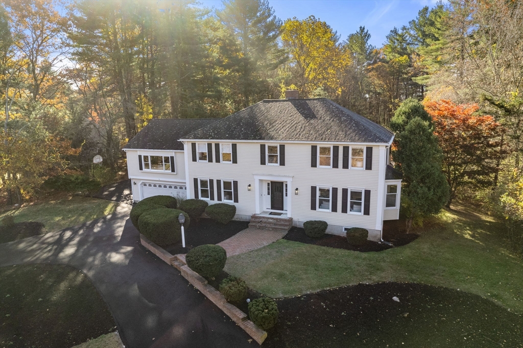 23 Bubbling Brook Rd