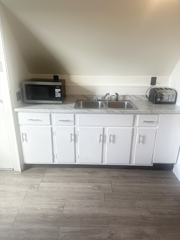 277 Read Street # 2