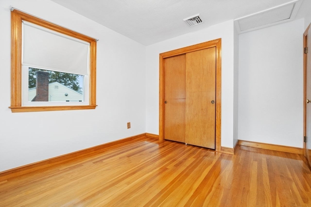 66 Deerfield Rd