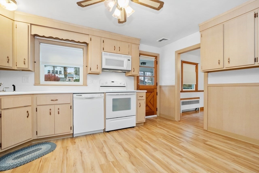 66 Deerfield Rd
