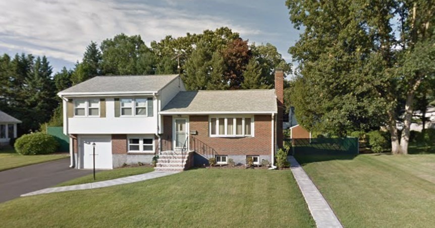 66 Deerfield Rd
