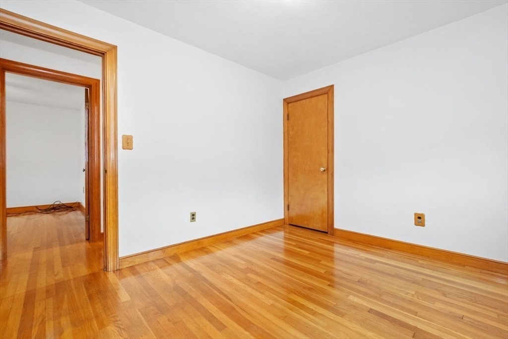 66 Deerfield Rd
