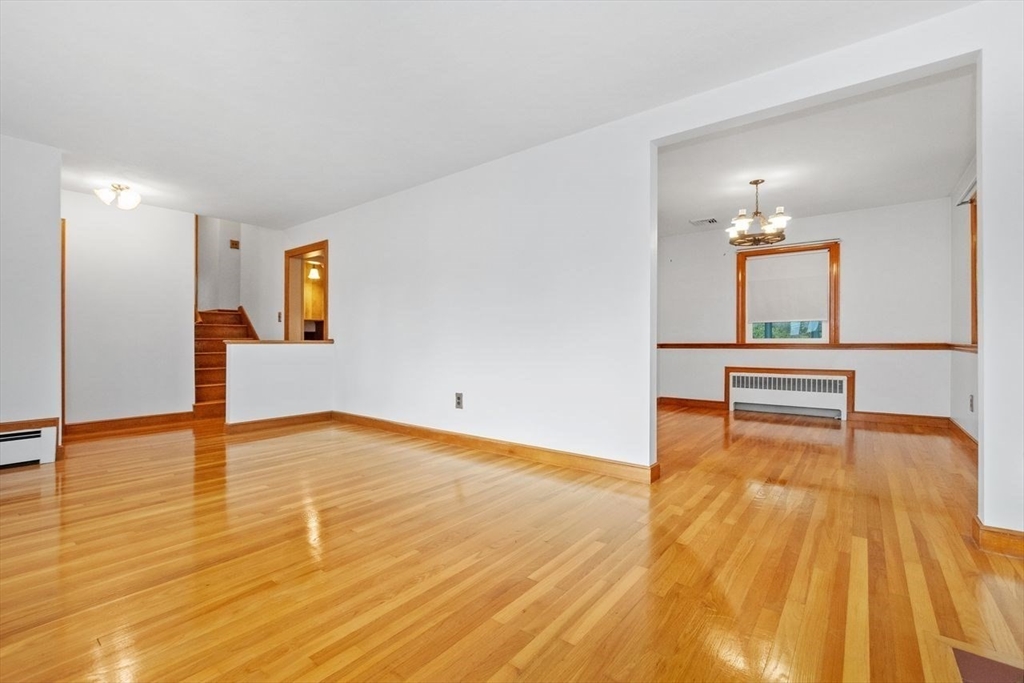 66 Deerfield Rd