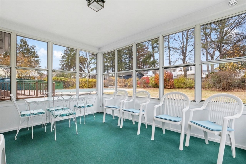 66 Deerfield Rd
