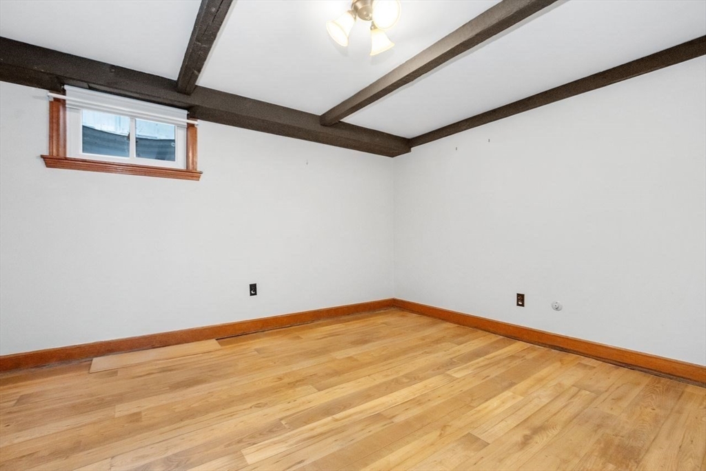 66 Deerfield Rd