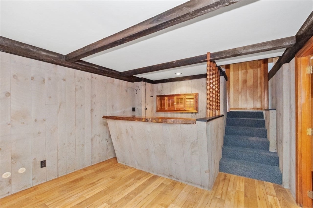 66 Deerfield Rd