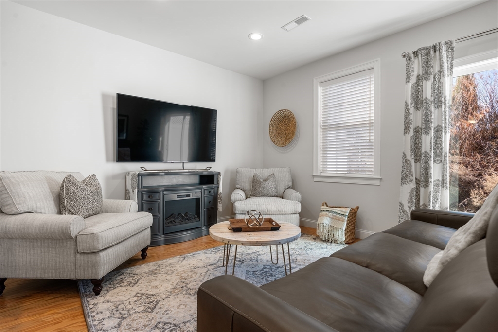 70 Endicott # 1306