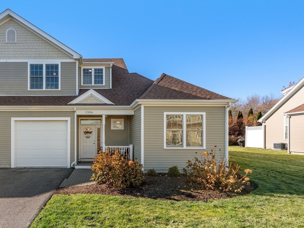 70 Endicott # 1306