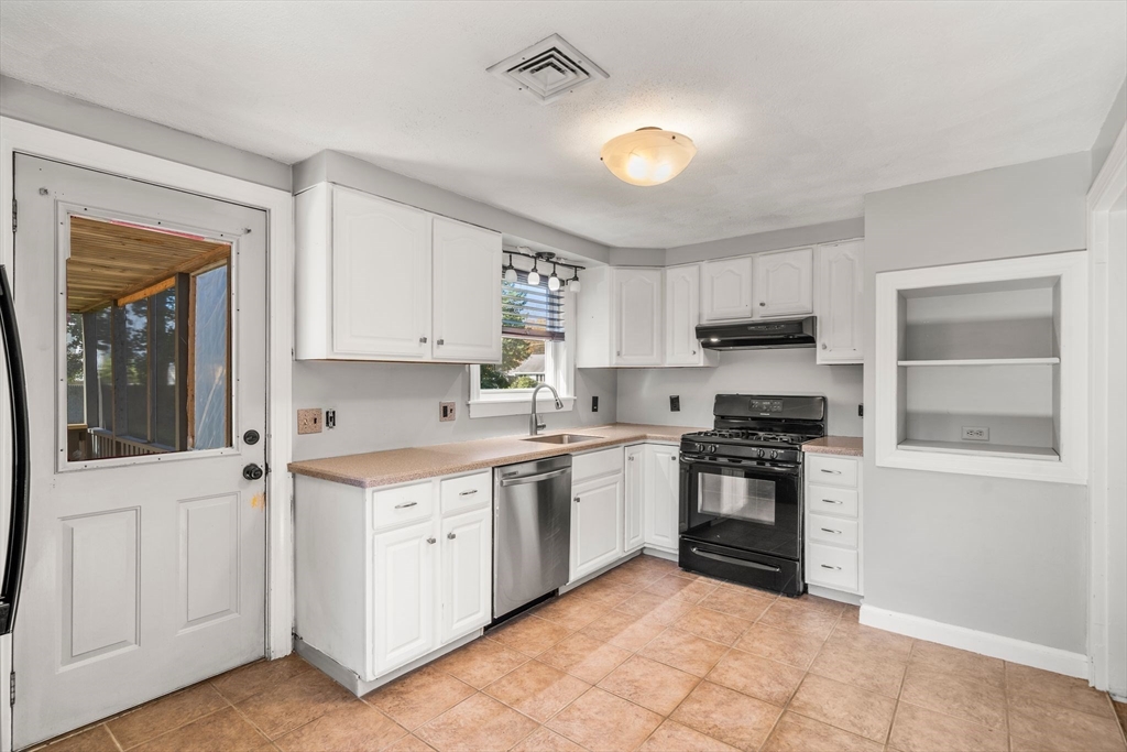 14 Marshall Rd