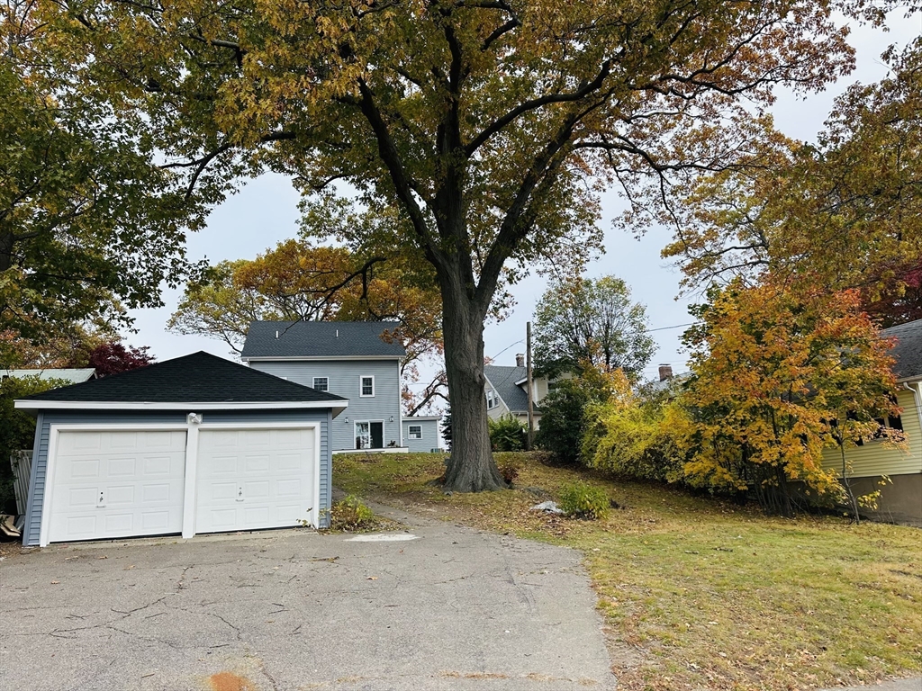 1427 Quincy Shore Dr