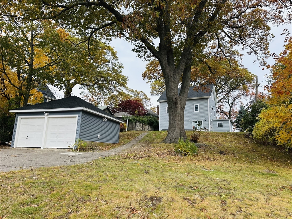 1427 Quincy Shore Dr