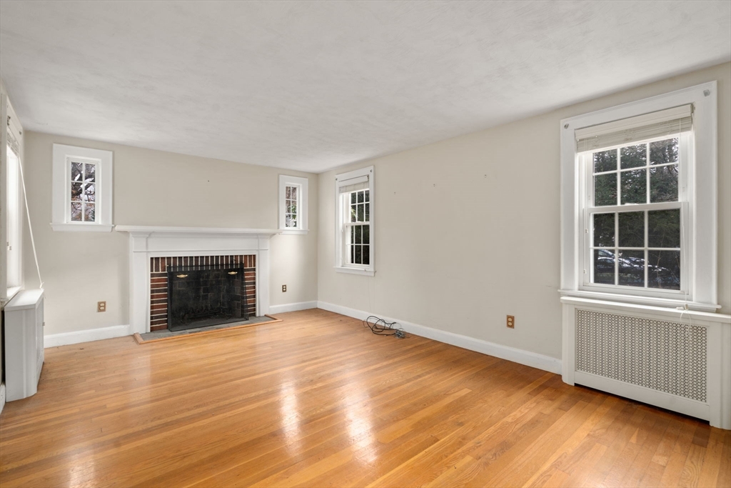 43 Oriole Road