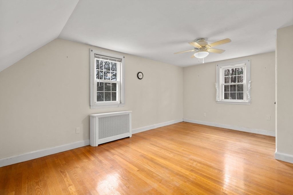 43 Oriole Road