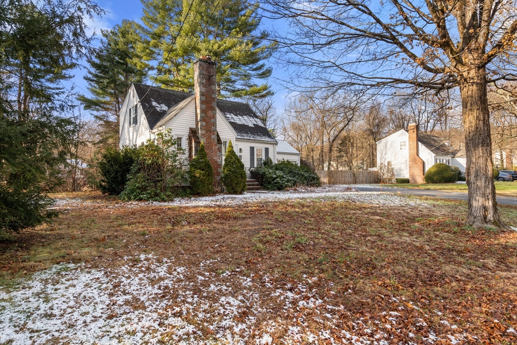 43 Oriole Road