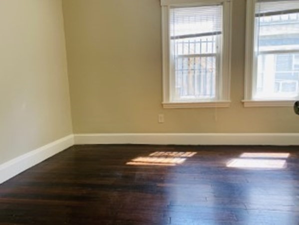 27 Curve St # 1