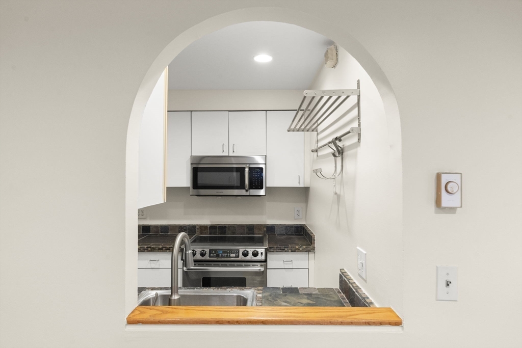 18 East Springfield St # 3 Unit: 18-3