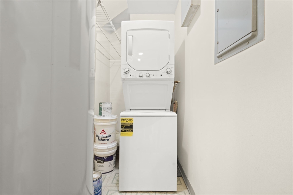 18 East Springfield St # 3 Unit: 18-3