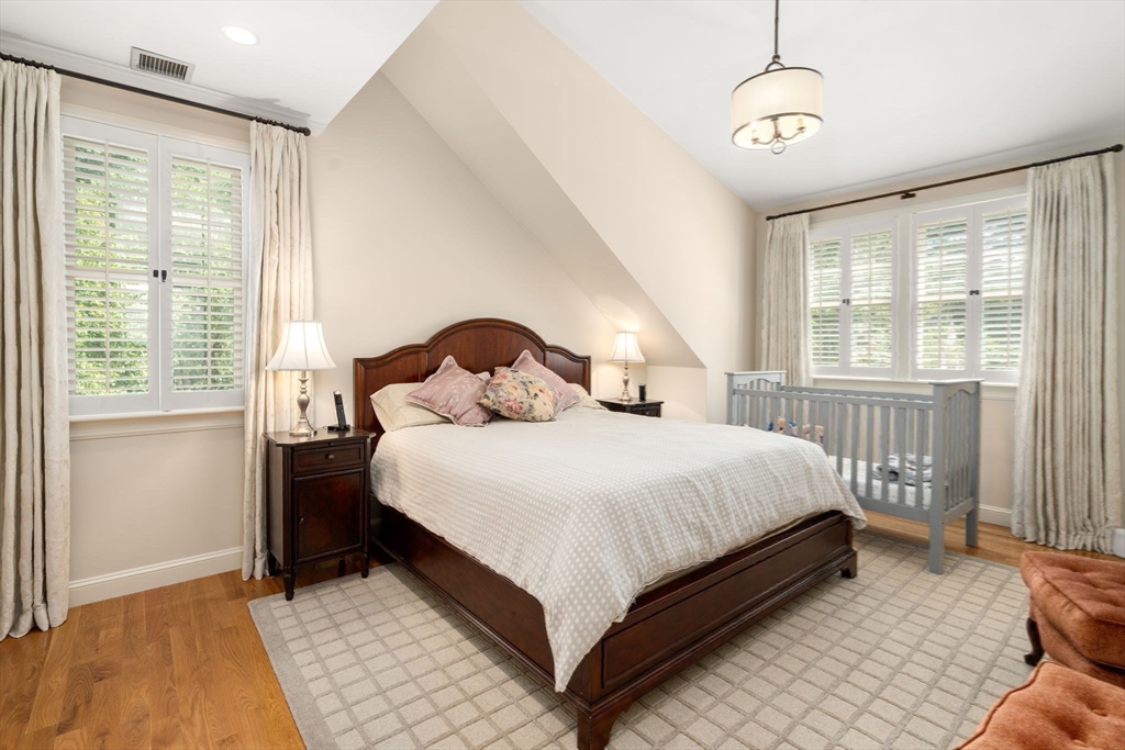 9 Stonegate Dr