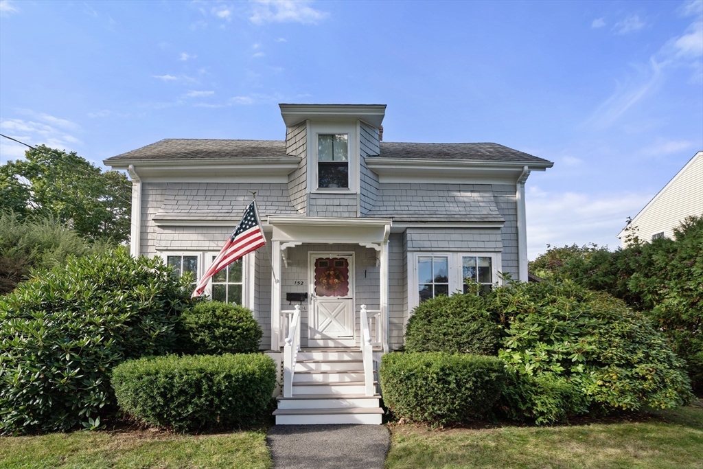 152 Central St