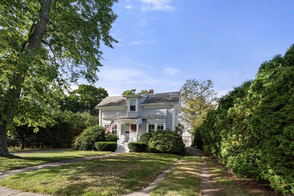 152 Central St